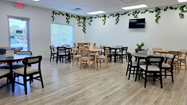 ROLIZ Bakery & Coffee