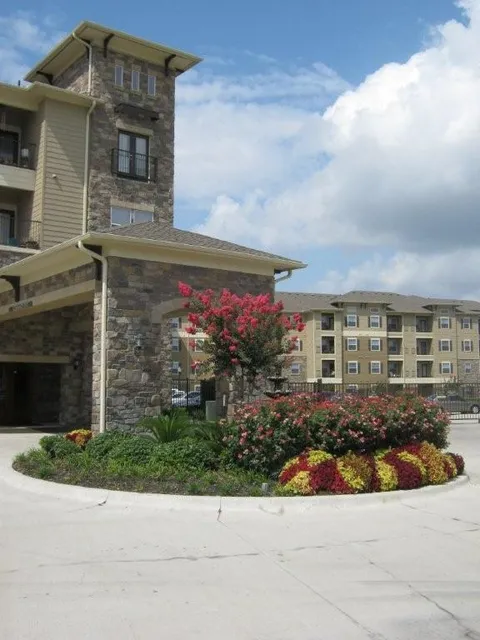 West Oaks Village