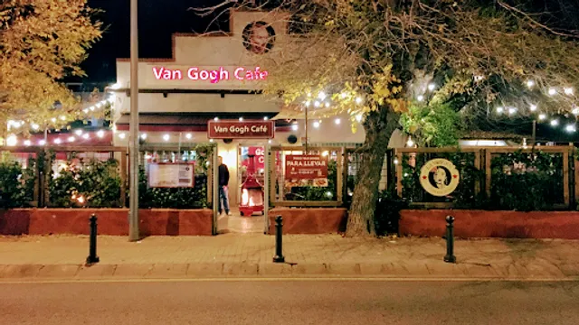 Van Gogh Café