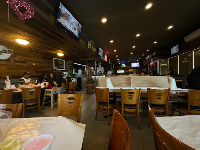 The Bucket Crab & Crawfish