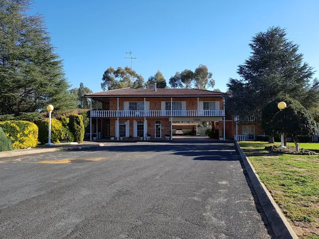 Coachman Rest Motor Lodge