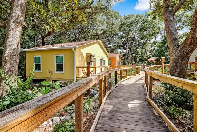 Sea Cottages of Amelia