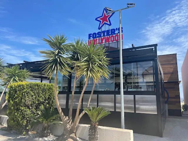 Foster's Hollywood