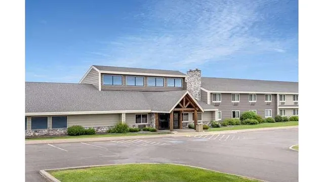 AmericInn by Wyndham Two Harbors Near Lake Superior