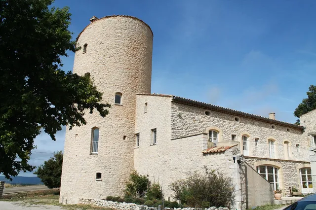 Château de la Gabelle - Gîte et Chambre d'Hôtes au Mont Ventoux en Drôme Provençale