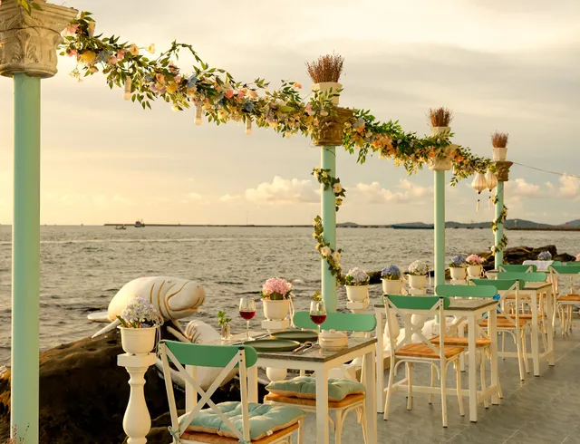 The Waterfront Restaurant