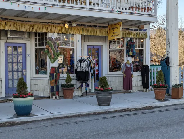 Tibetan Arts and Crafts