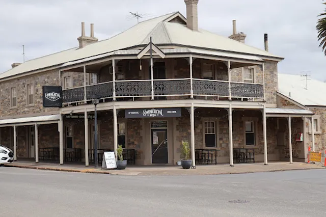 Commercial Hotel Strathalbyn