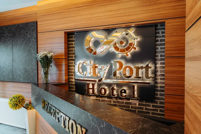 City Port Hotel