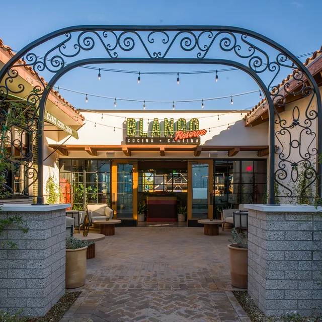 Blanco Cocina + Cantina