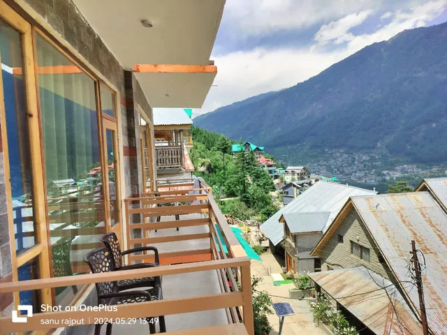 SA Manali Inn