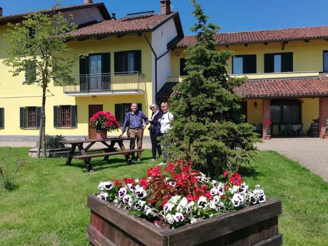 La Casa Dei Melograni Societa' Semplice Agricola