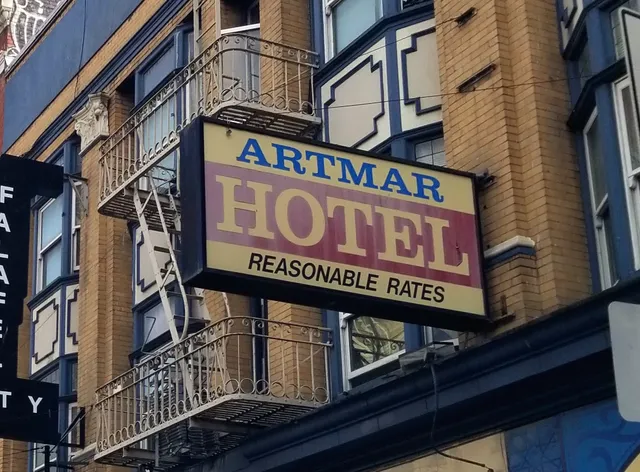 Artmar Hotel