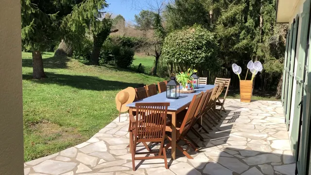 L’Appel de la Forêt – Grand Gîte 8 à 15 personnes | Piscine & Spa – Saumur