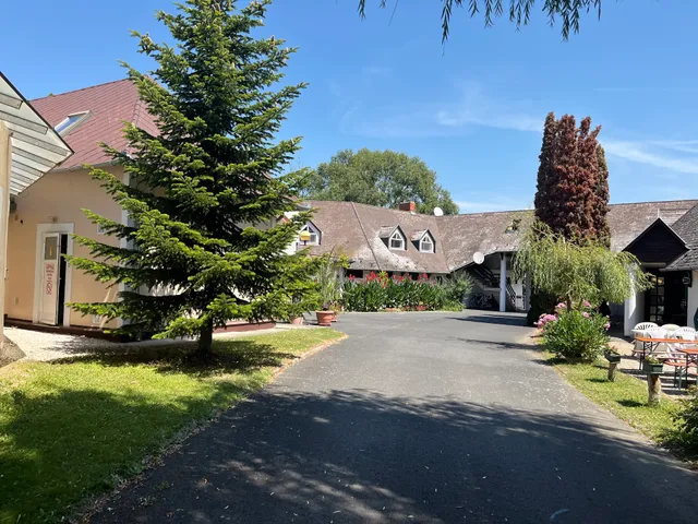 CASTRUM Wellness Spa Zalakaros Pension and Camping