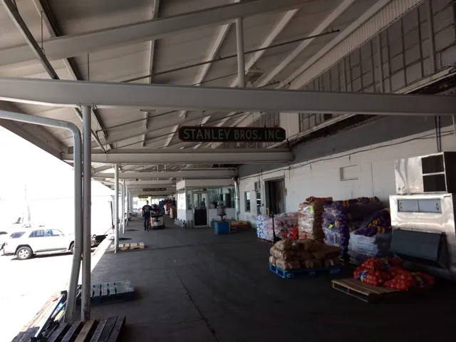 Stanley Brothers Produce