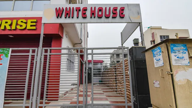 FabHotel White House I