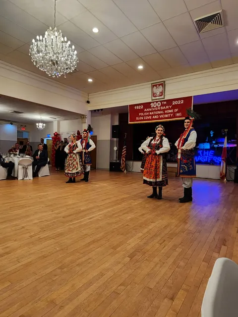 Polish National Home-Glencove