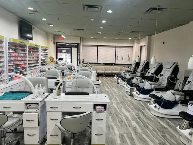 New York Nails Design