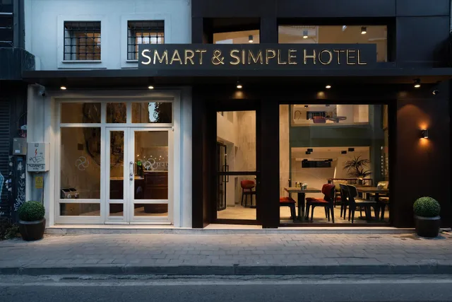 Smart and Simple Hotel Karaköy
