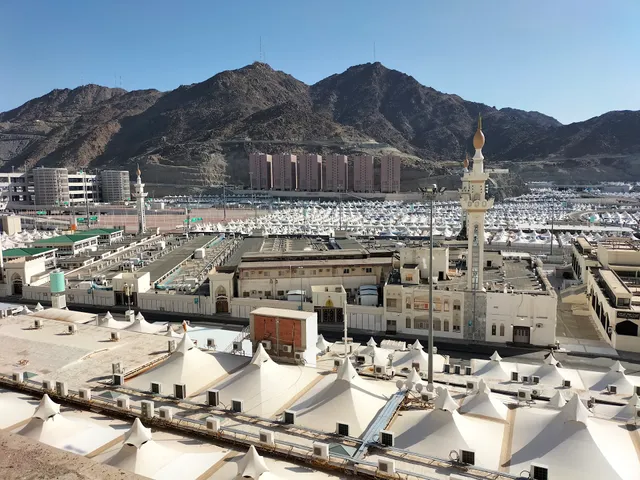 Mosque of Al-Khayf Minah