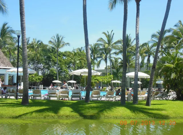 Ocean Breeze Acapulco