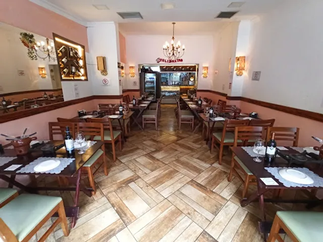 Restaurante Casa Suíça "A Casa do Fondue"