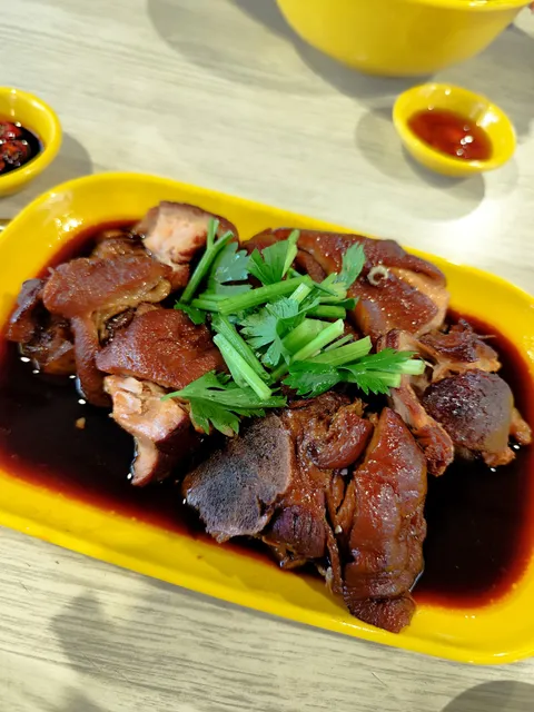 Herbal Soup & Pig Trotter (厦门十全大補)