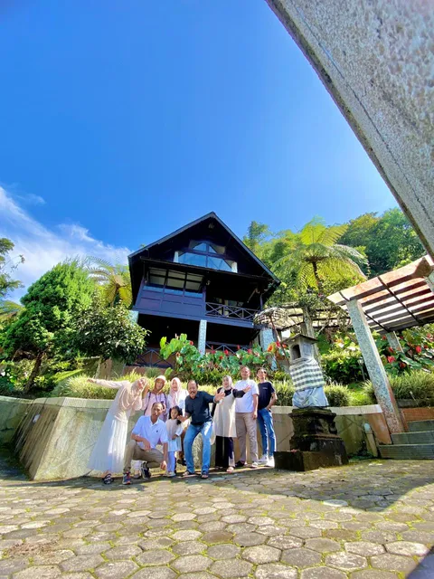 Villa Bukit Berbunga (Flower Hill Villa)