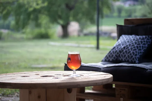 L'Écoinçon - Bar & Restaurant Cressin-Rochefort