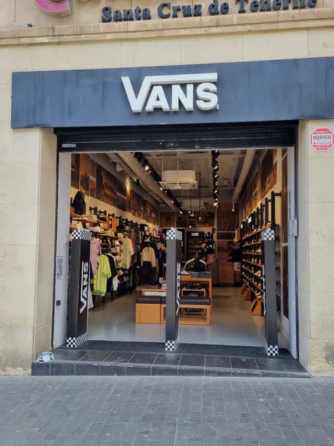 Vans Santa Cruz