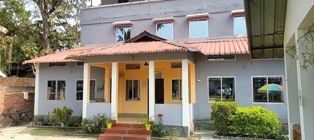 Sneha Home Stay Kaziranga (self cooking/ kitchen available)