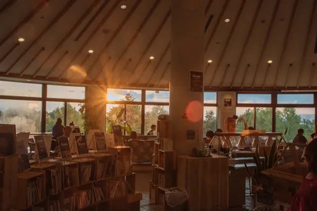 デリ＆カフェ「K」