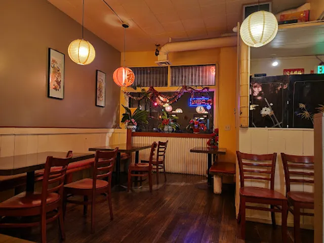 Golden Fu Wah Restaurant / Fuji Sushi