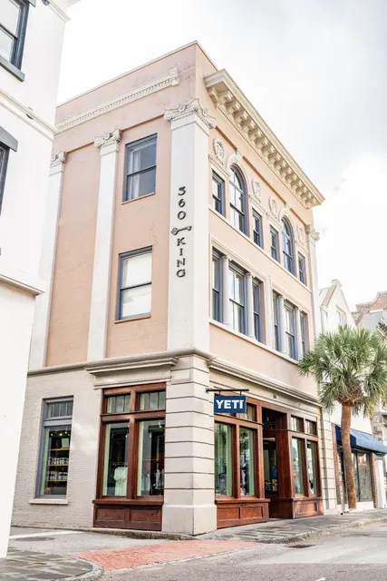 360 King Boutique Suites