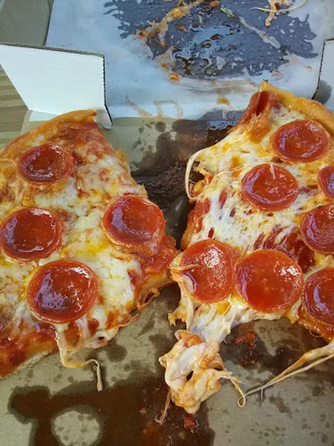 Fiesta Pizza & Chicken (Goodyear Heights)