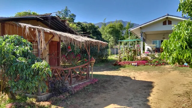 Baan Yotmuang Homestay and Bungalow