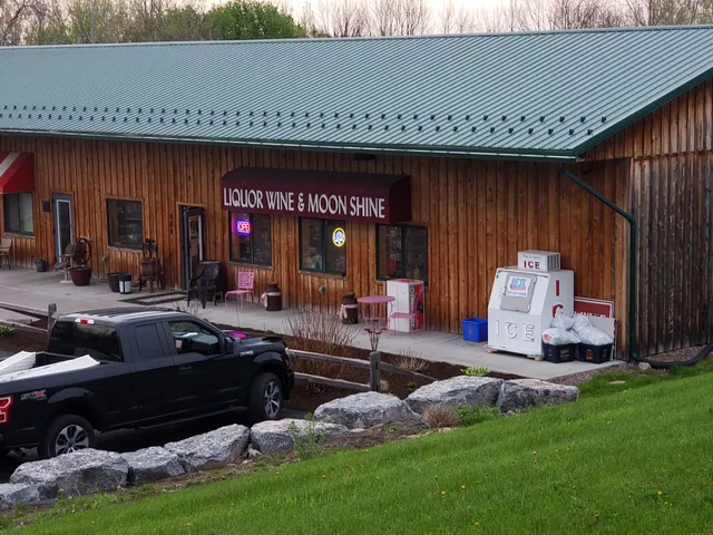 Liquor Wine & Moonshine