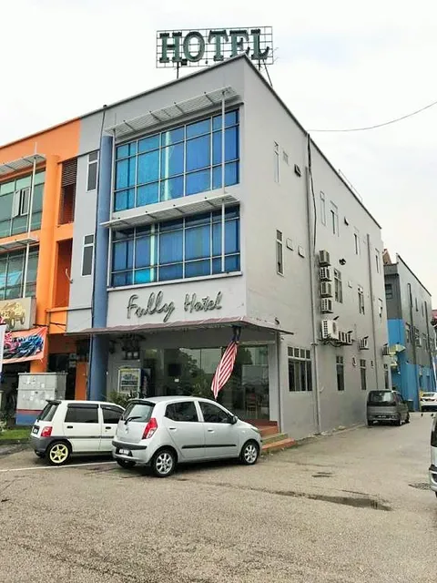 Fully Hotel Desa Tebrau