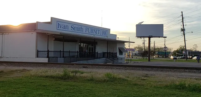 Ivan Smith Furniture