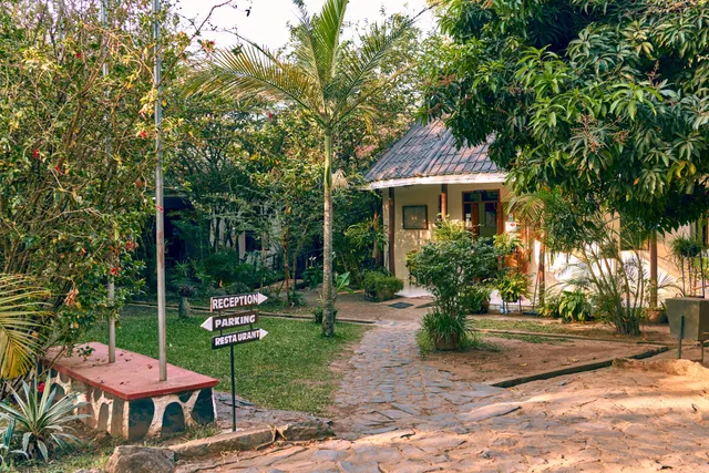 White Castle Hotel Arua