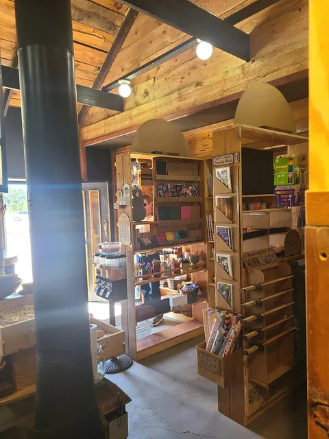 3 Star General Store