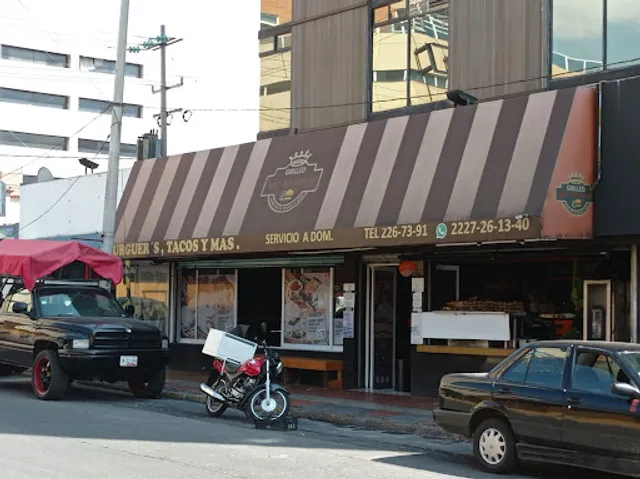 Mc'Arthur Burguer's, tacos y más.