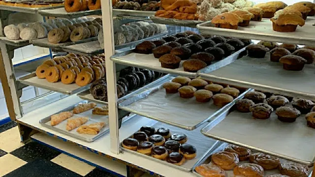 Coffee An' Donut Shop