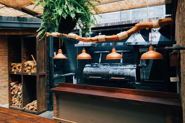 Oak Ahumados & Brebajes