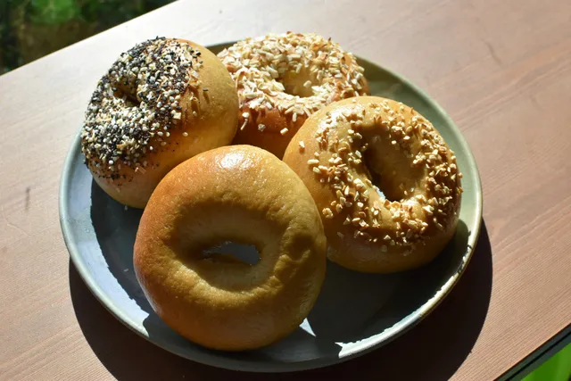 Bootleg Bagels