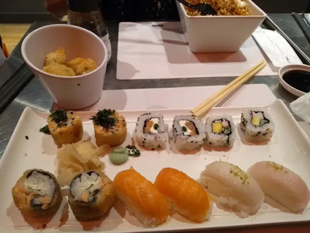 Koni - Restaurante de Comida Japonesa