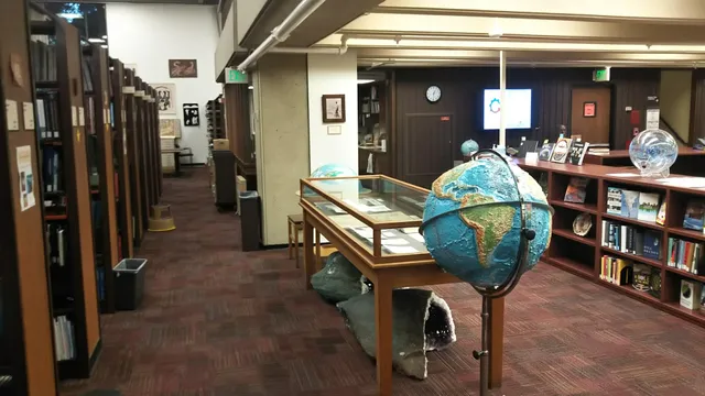 Branner Earth Sciences Library
