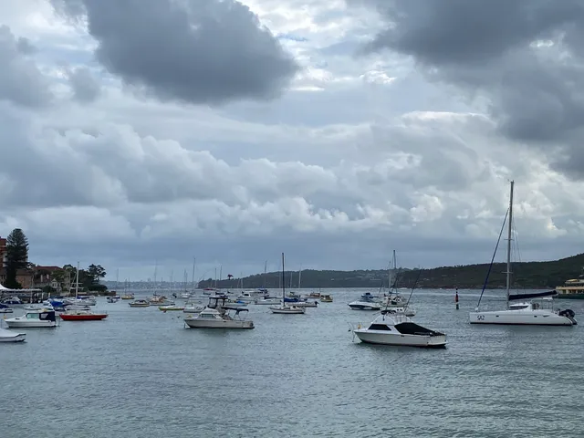 Manly Wharf Hotel, East Esplanade