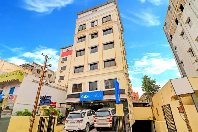 FabHotel Vaishnavi